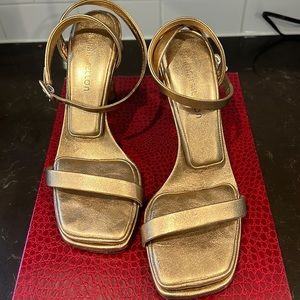 Tamara Mellon Solar 100 gold sandals